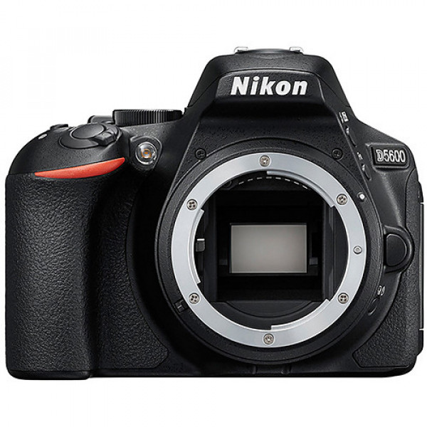 Nikon D5600 Corpo