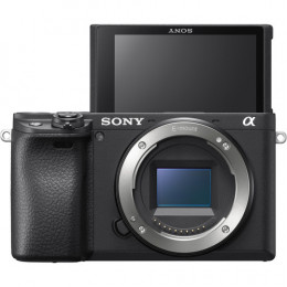 Sony a6400 Corpo | Brindes: Bolsa, Cartão 32GB, Mini Tripé e Kit Limpeza