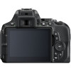 Nikon D5600 com Lente 18-140mm